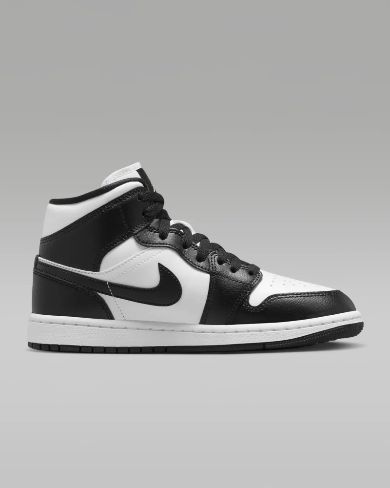 AIR JORDAN 1 MID BLACK WHITE