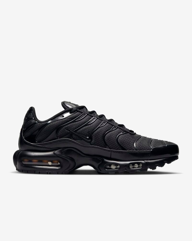 NIKE AIR MAX PLUS